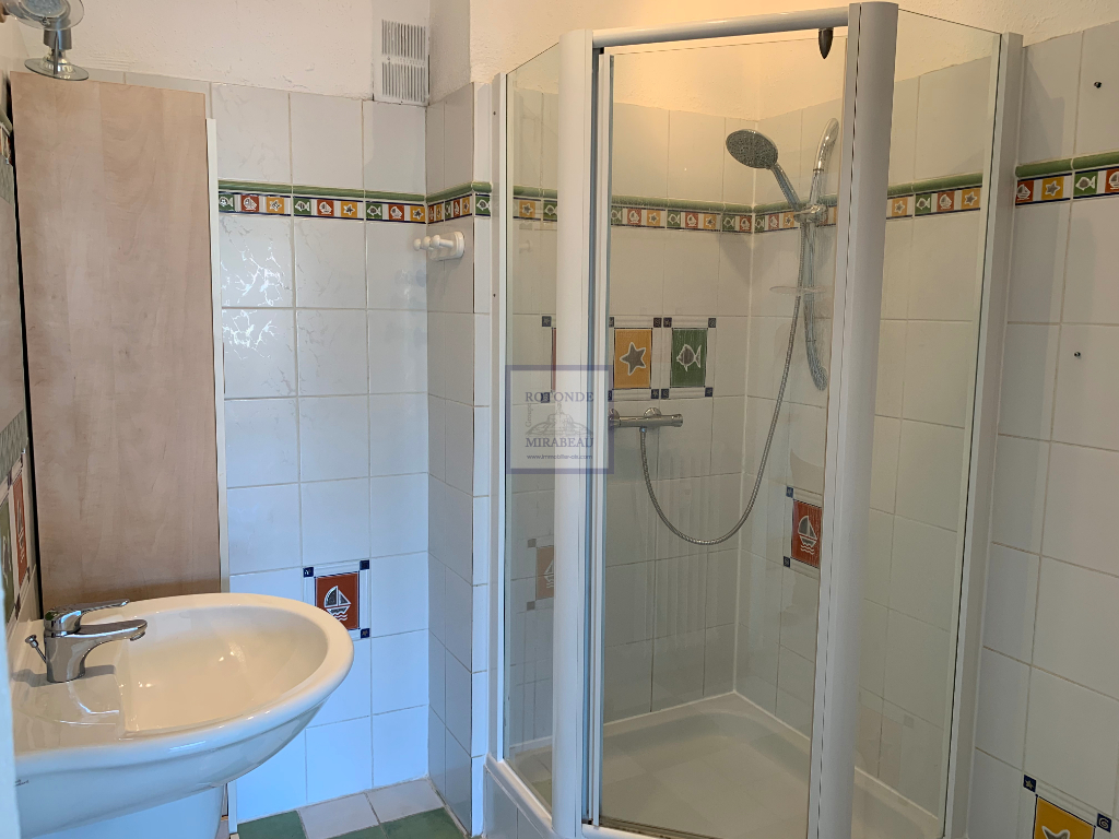 Location Appartement AIX EN PROVENCE séjour de 15 m²