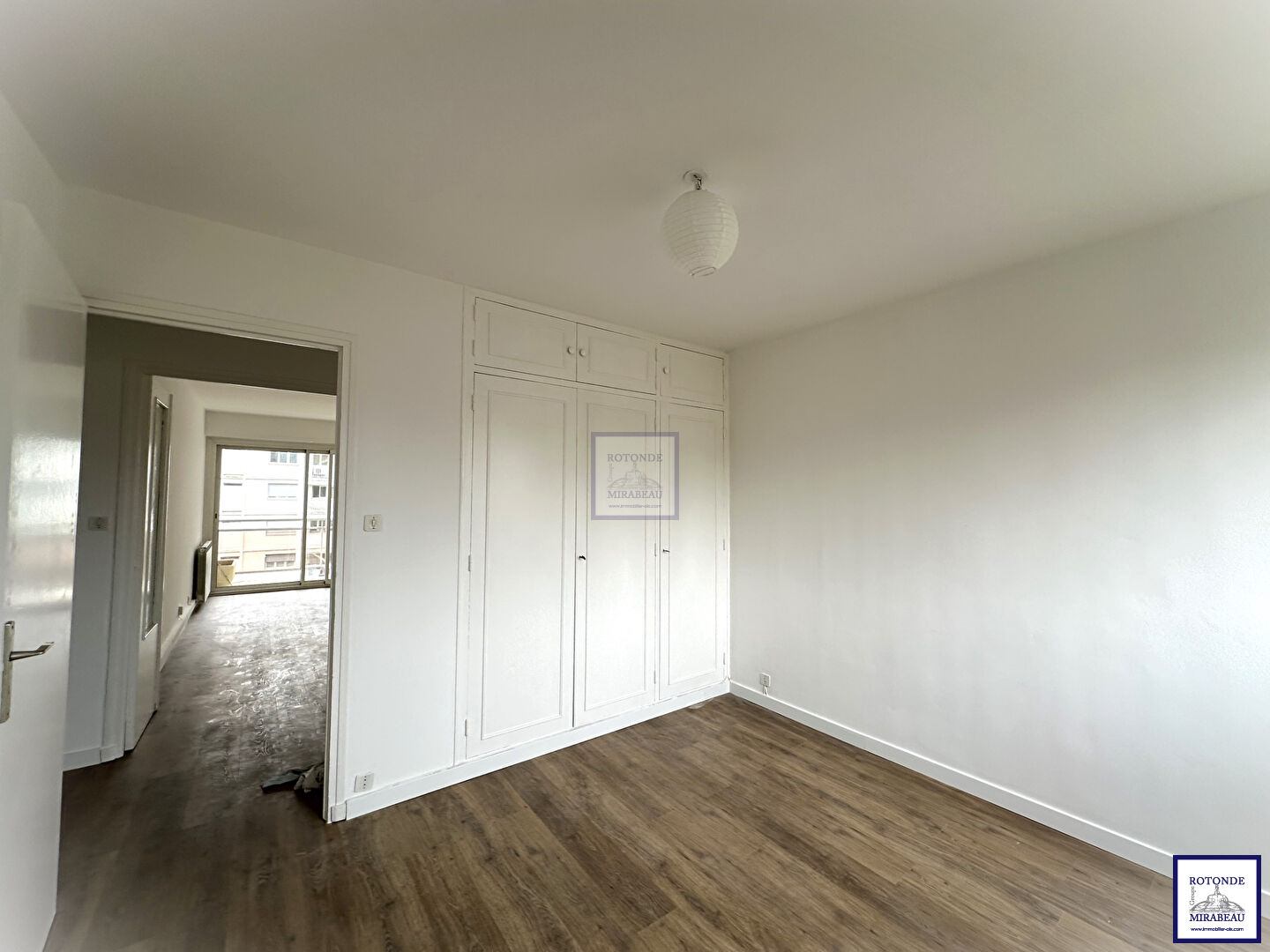 Location Appartement AIX EN PROVENCE séjour de 18.2 m²