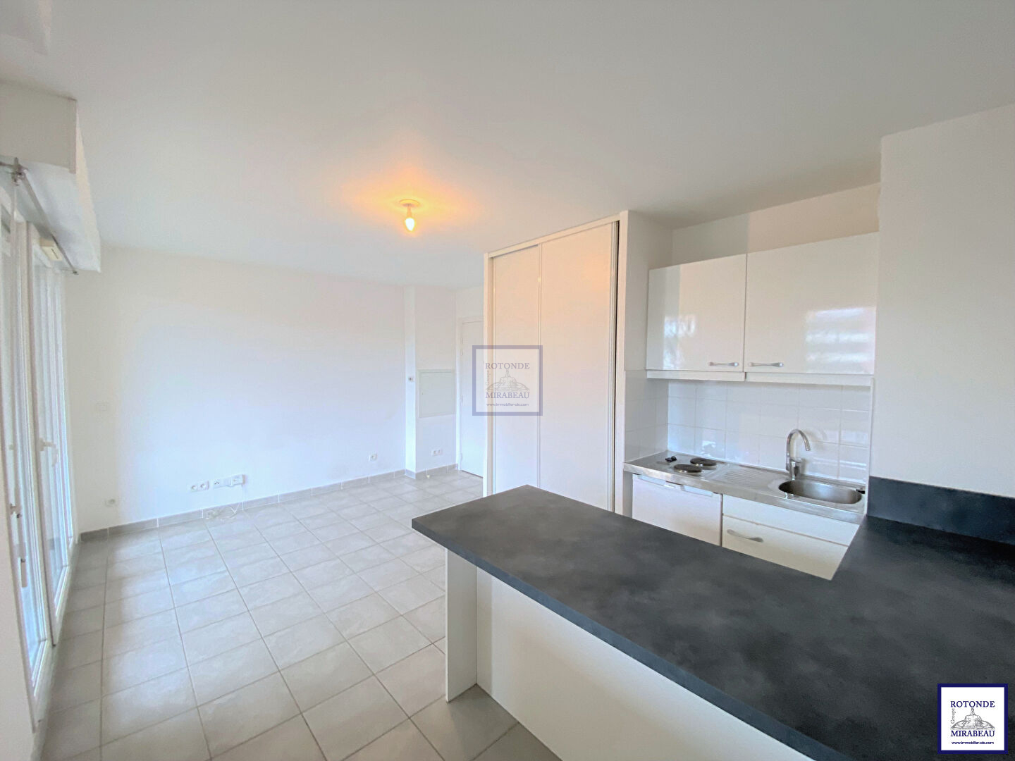 Location Appartement AIX EN PROVENCE surface habitable de 34.85 m²
