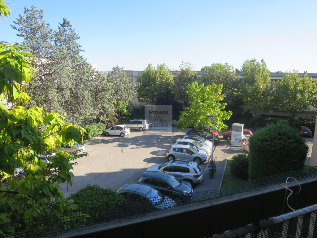 Location Appartement AIX EN PROVENCE 1 salles de bain
