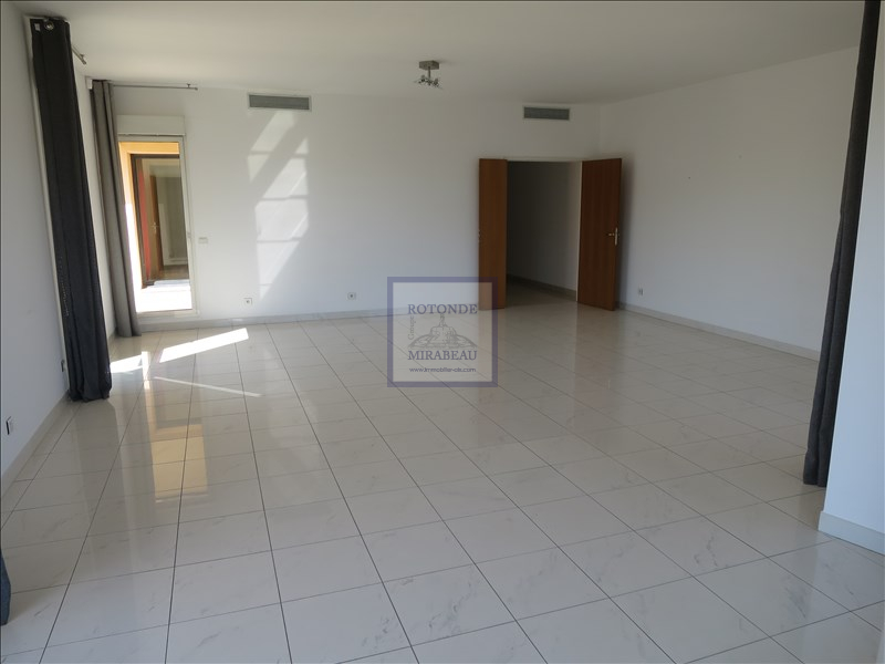 Location Appartement AIX EN PROVENCE 1 salles de bain