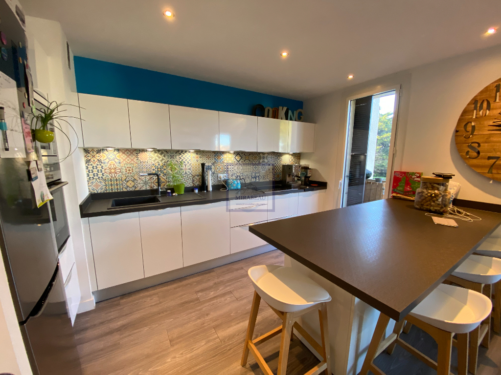 Vente Appartement AIX EN PROVENCE surface habitable de 73 m²