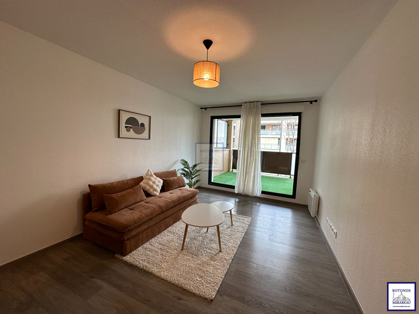 Location Appartement LA DURANNE séjour de 24.17 m²