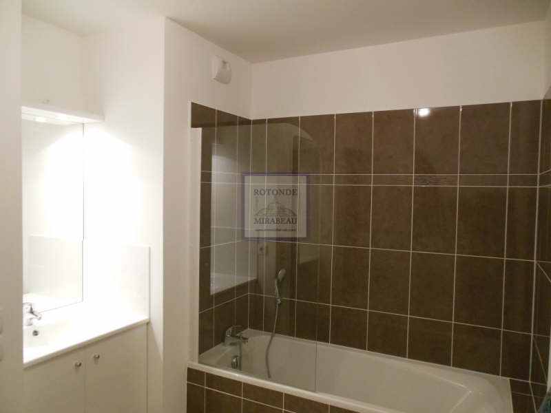 Location Appartement AIX EN PROVENCE américaine equipée cuisine