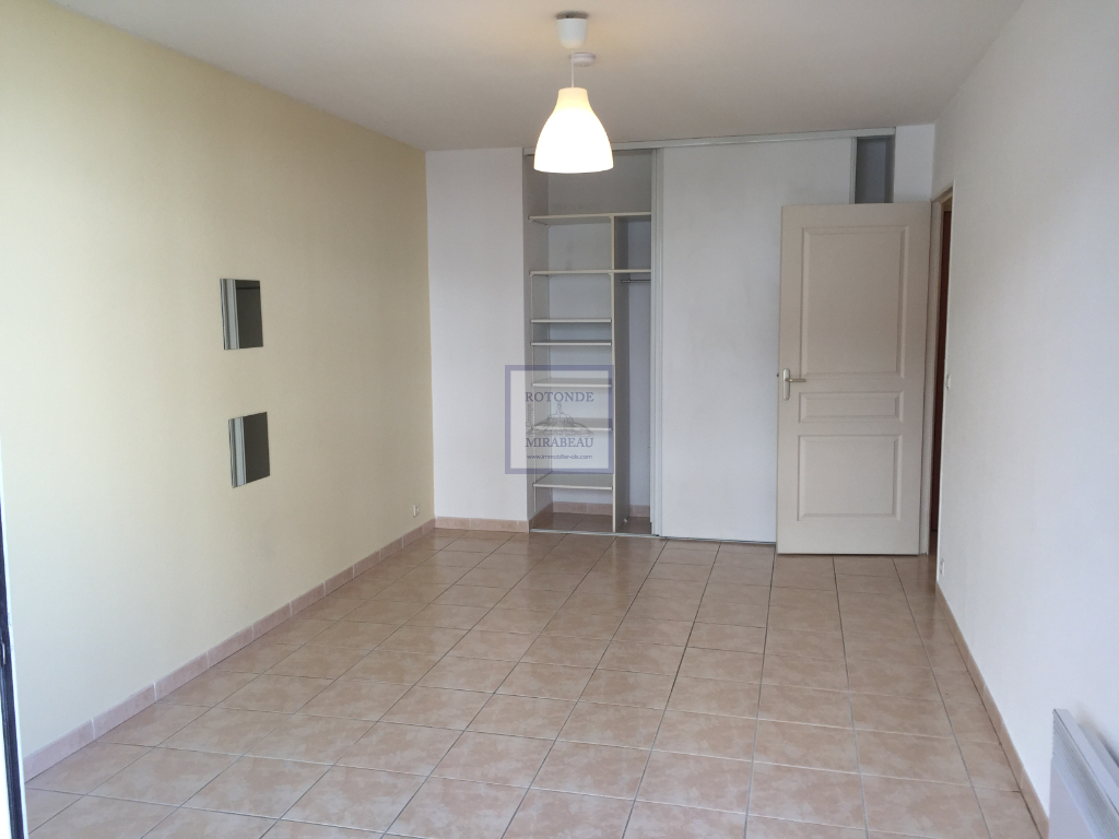 Location Appartement AIX EN PROVENCE 1 salles de bain