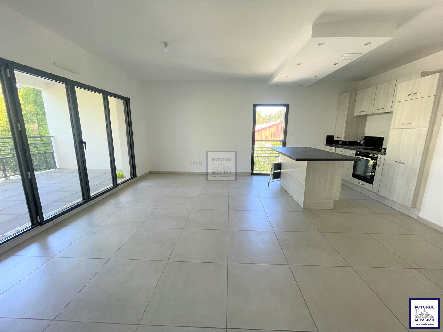 Location Appartement AIX EN PROVENCE 1 salles d'eau