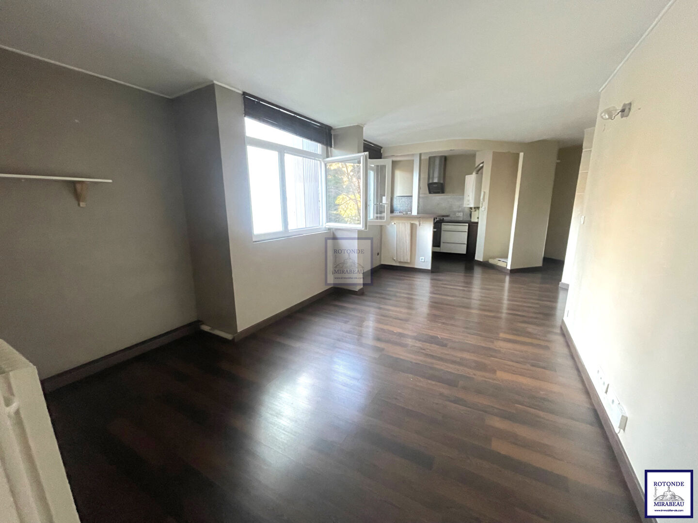 Location Appartement AIX EN PROVENCE 1 salles d'eau