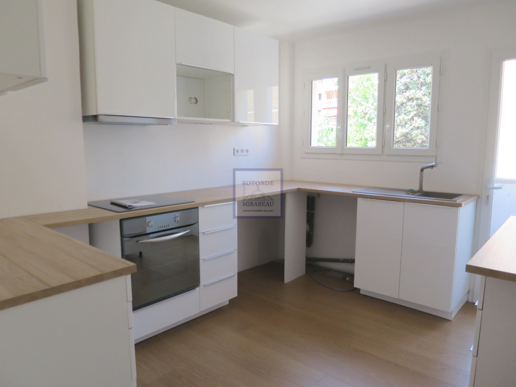 Location Appartement AIX EN PROVENCE surface habitable de 89.32 m²