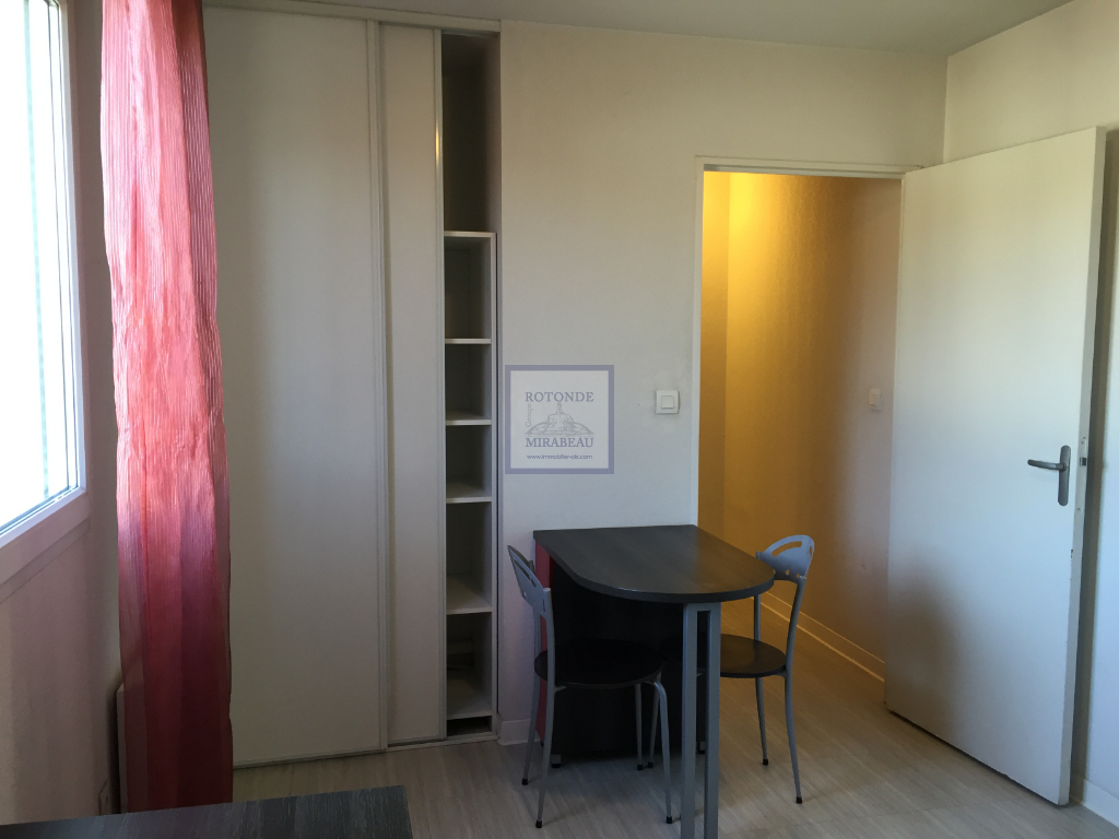 Location Appartement AIX EN PROVENCE surface habitable de 18.45 m²