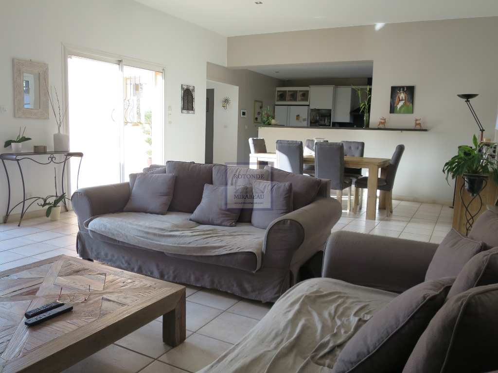 Vente Maison AIX EN PROVENCE séjour de 40 m²