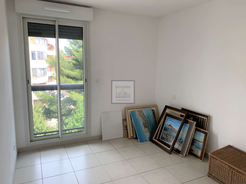 Vente Appartement AIX EN PROVENCE séjour de 33 m²