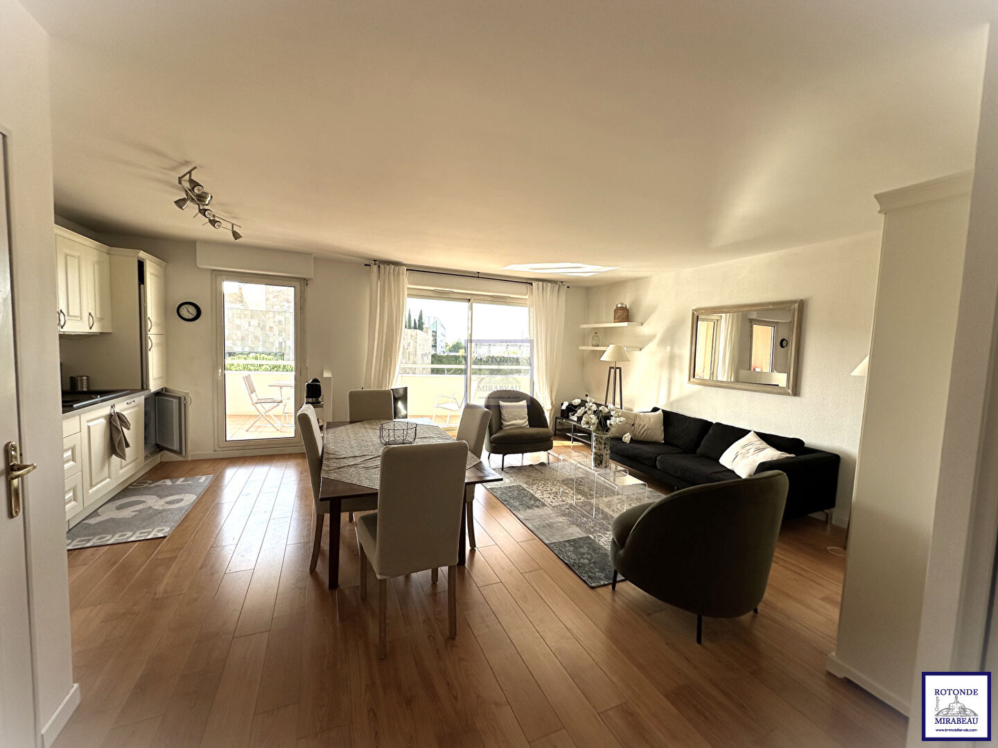 Location Appartement AIX EN PROVENCE 1 salles de bain