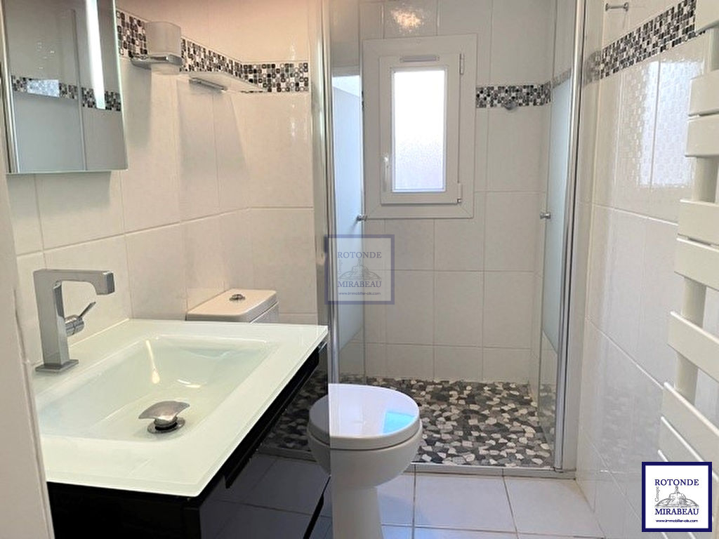Location Appartement AIX EN PROVENCE amenageeequipee cuisine