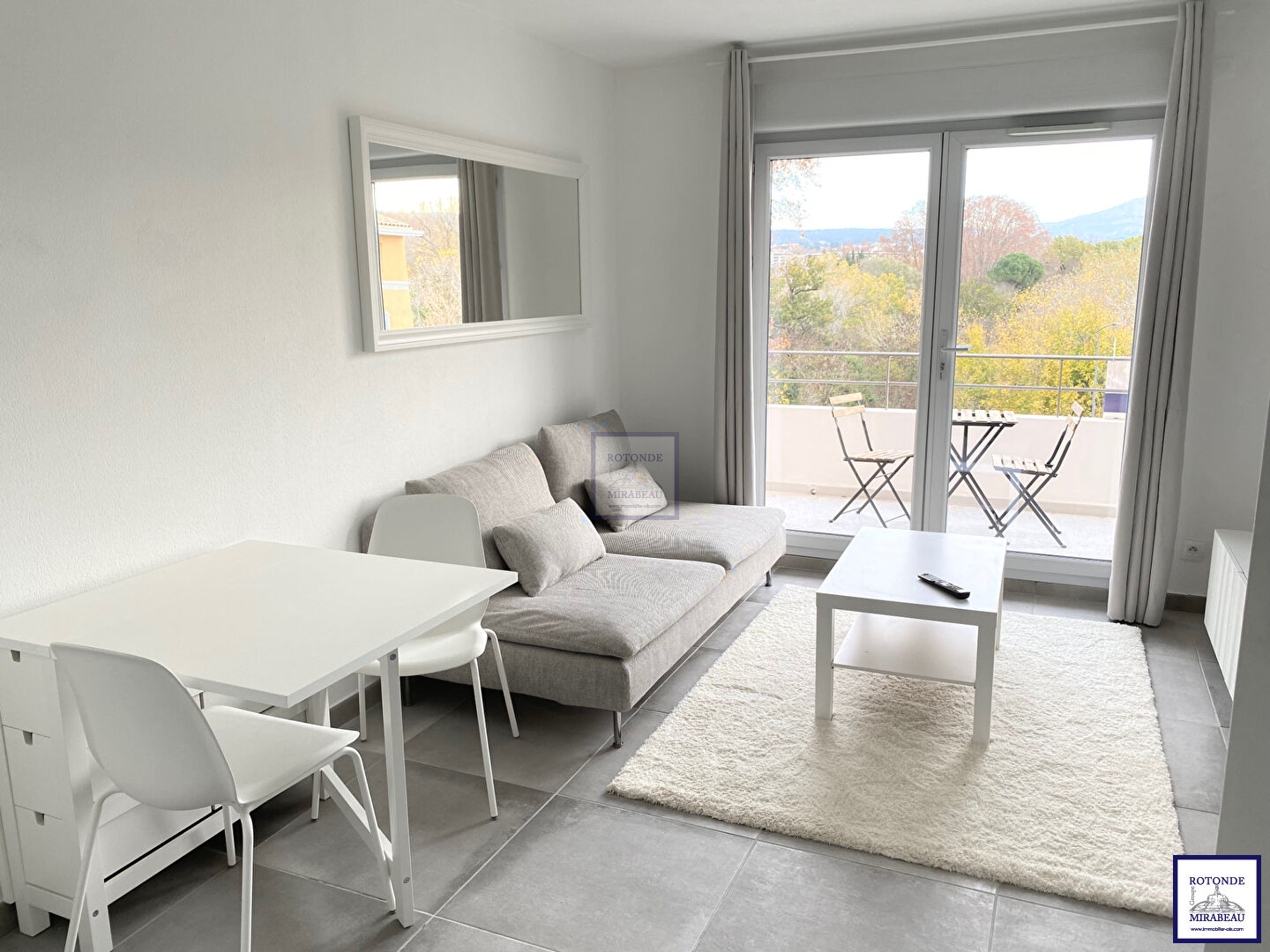 Location Appartement AIX EN PROVENCE 1 salles d'eau