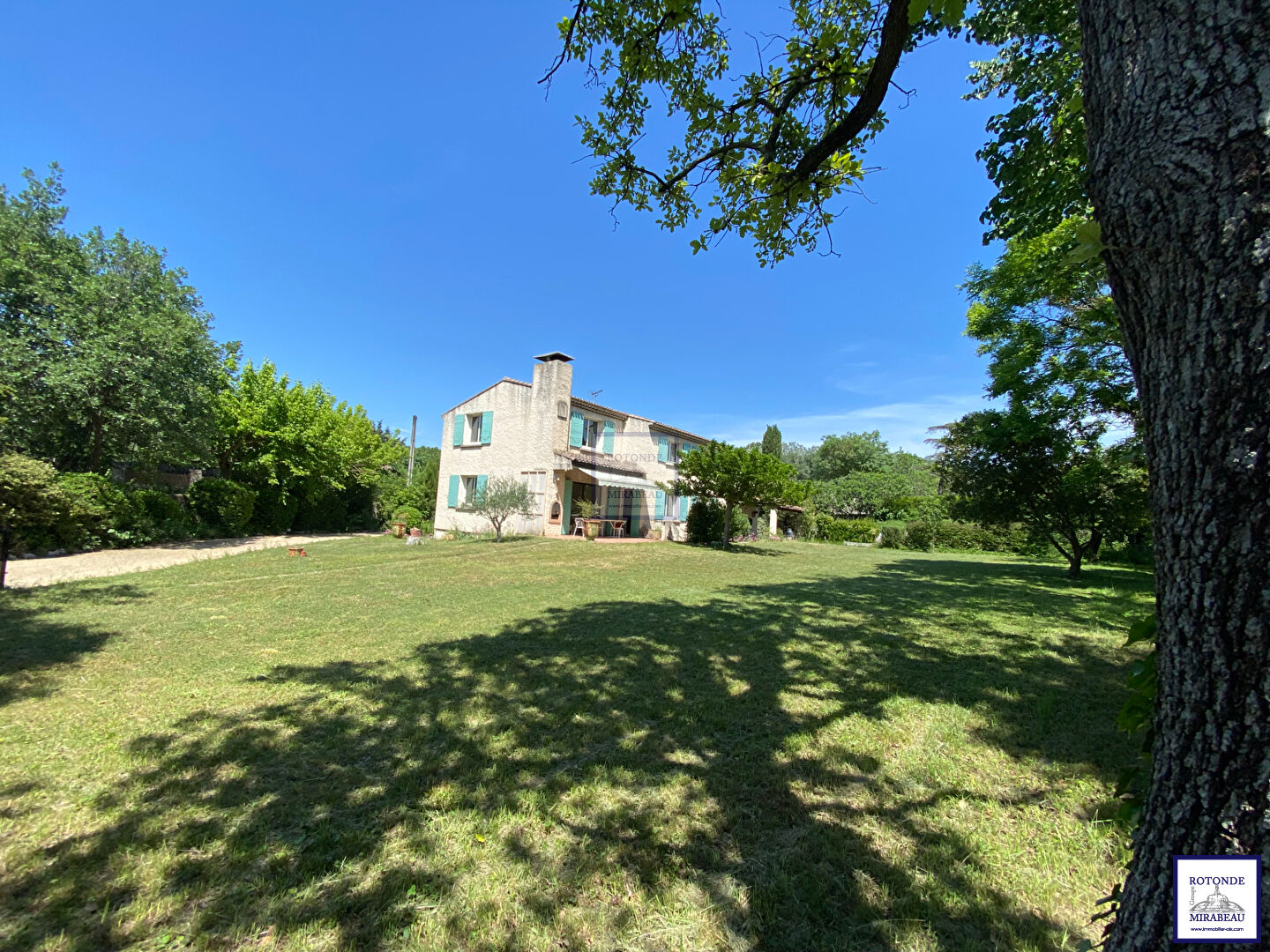 Vente Maison AIX EN PROVENCE séjour de 32 m²