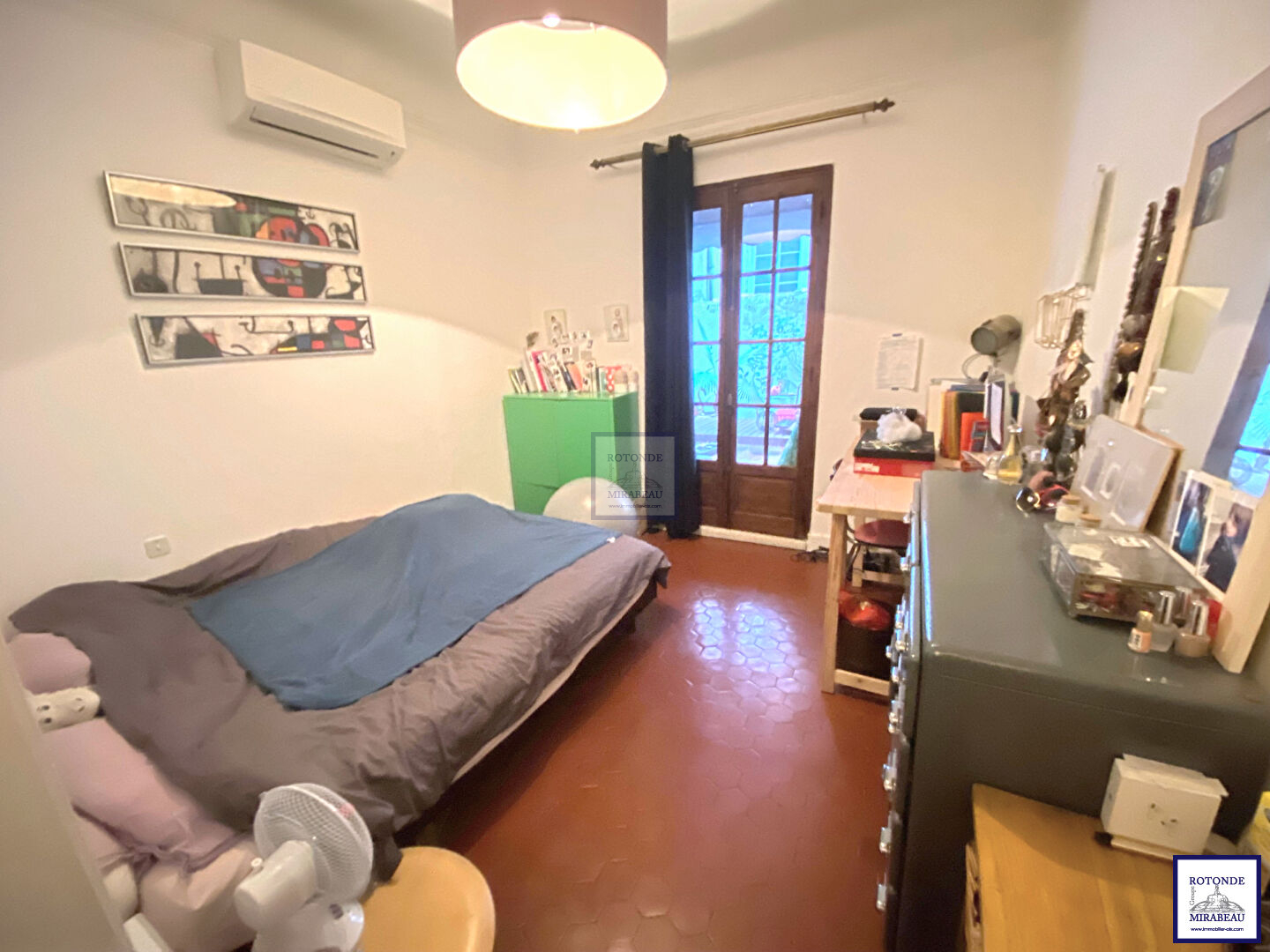 Location Appartement AIX EN PROVENCE séjour de 28.21 m²