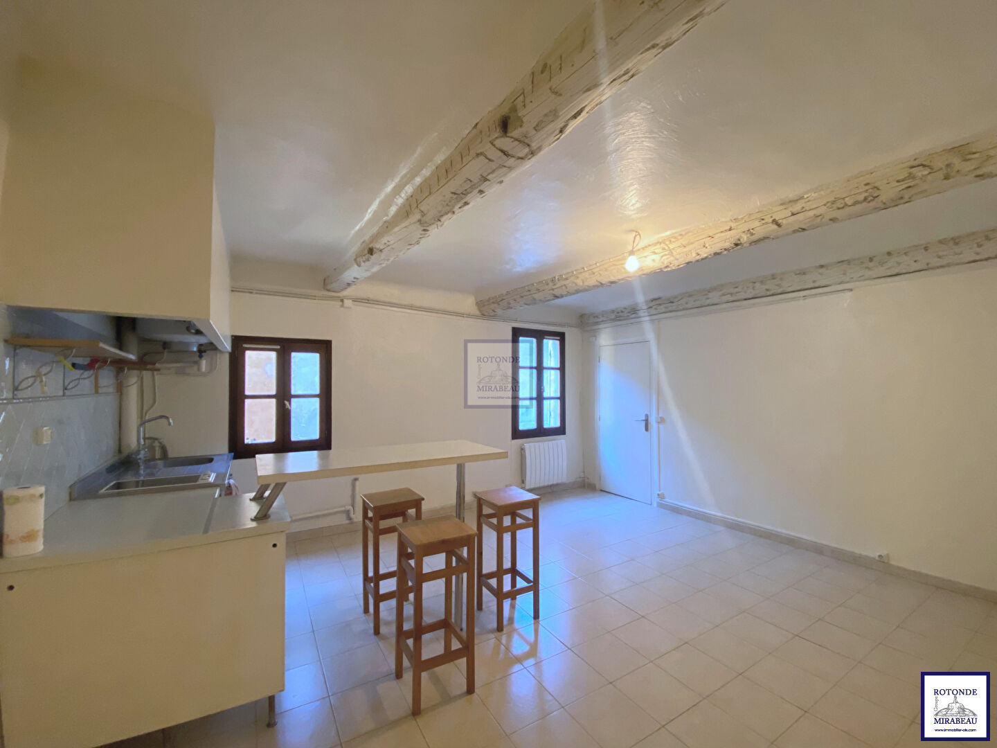 Location Appartement AIX EN PROVENCE 1 salles d'eau