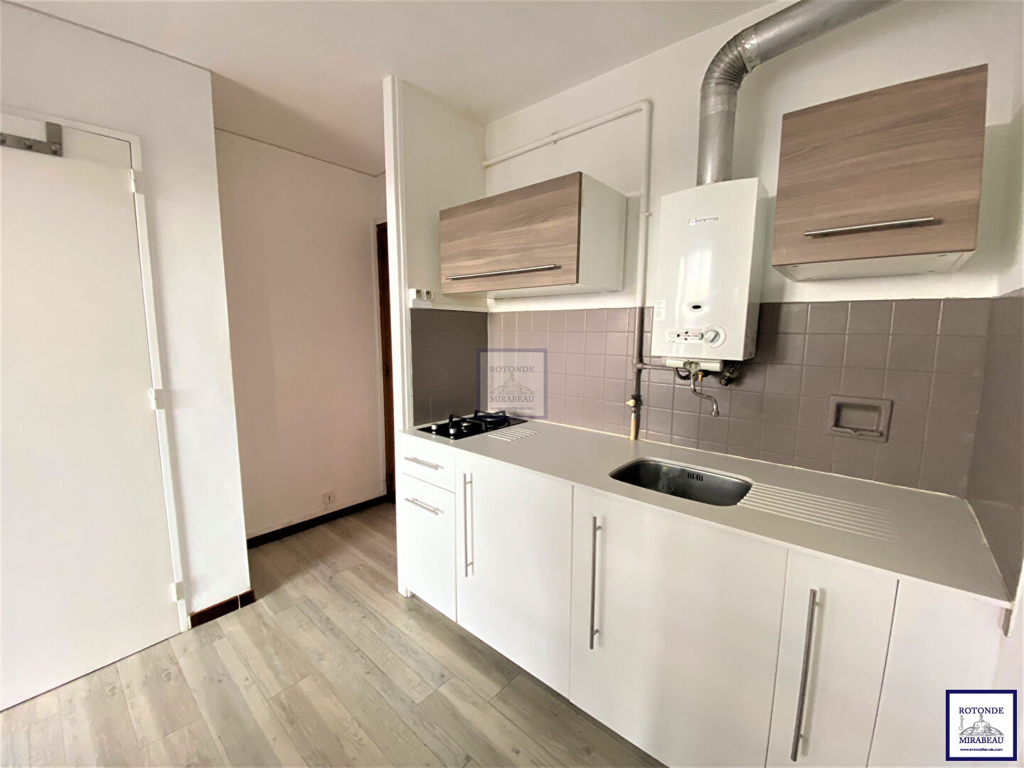 Vente Appartement AIX EN PROVENCE amenagée cuisine