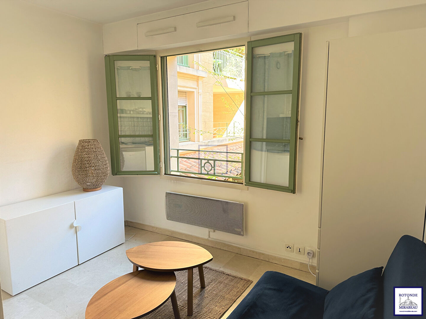 Location Appartement AIX EN PROVENCE kitchenet cuisine