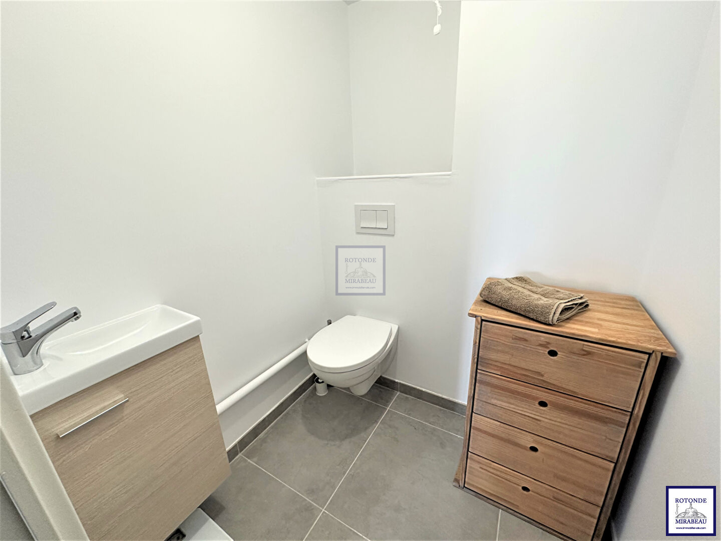 Vente Appartement AIX EN PROVENCE séjour de 25.68 m²