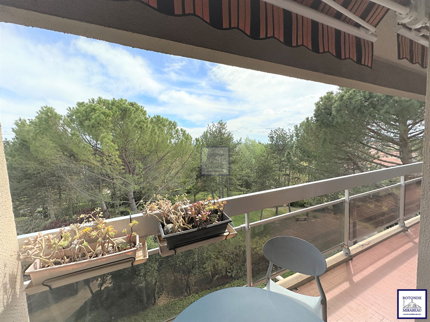 Vente Appartement AIX EN PROVENCE séjour de 31.13 m²