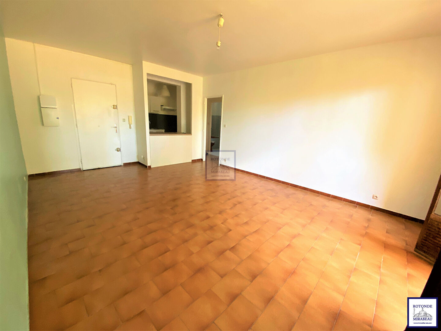 Location Appartement AIX EN PROVENCE 1 salles de bain