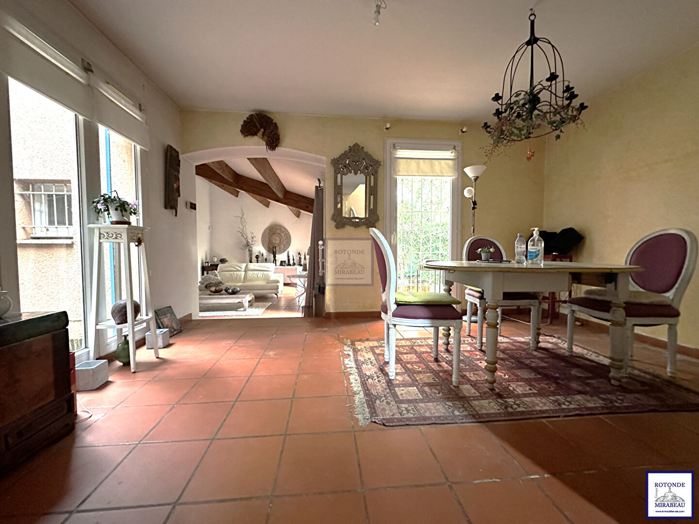 Vente Maison CHATEAUNEUF LE ROUGE surface habitable de 129 m²