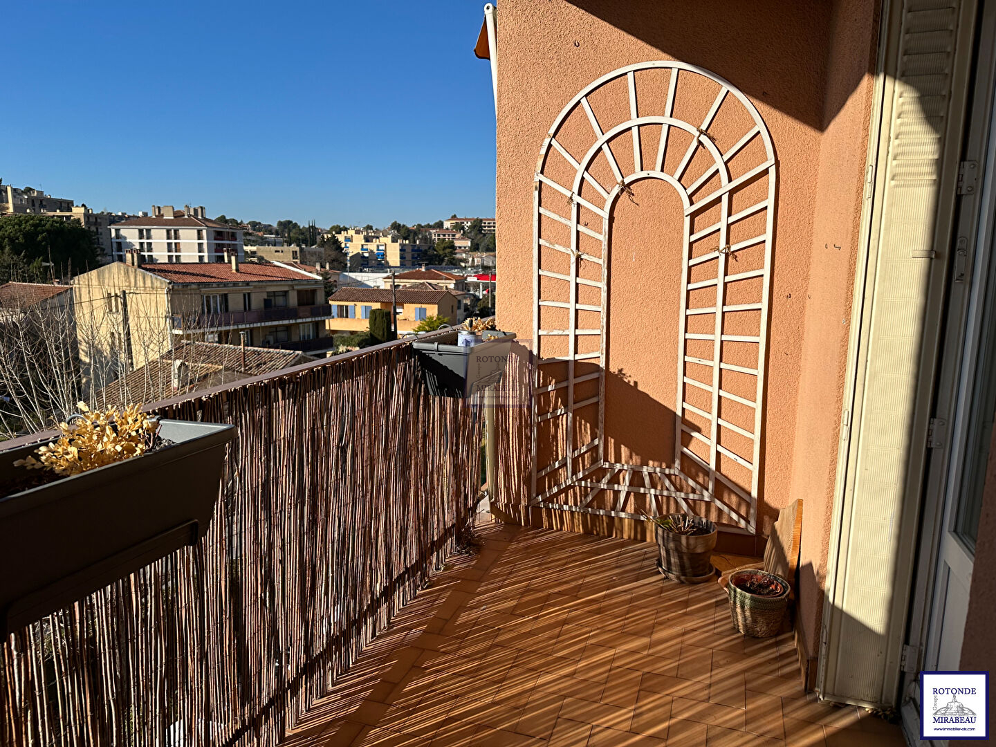Location Appartement AIX EN PROVENCE surface habitable de 65.62 m²
