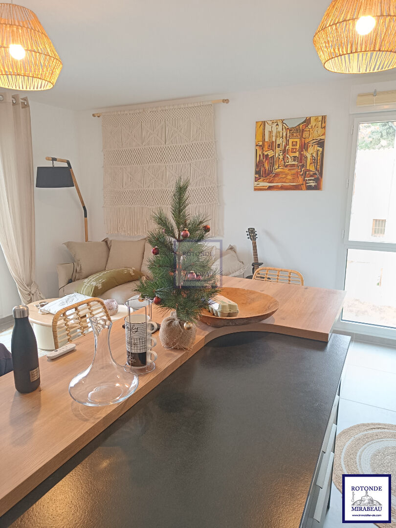 Location Appartement AIX EN PROVENCE séjour de 25 m²