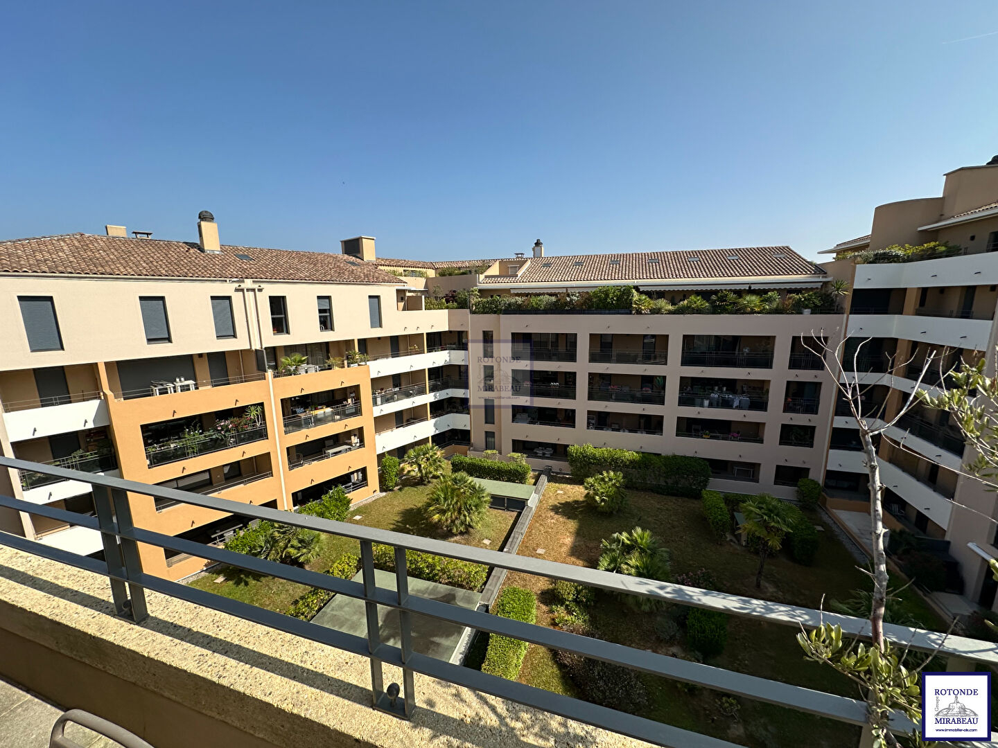 Location Appartement AIX EN PROVENCE 1 salles de bain