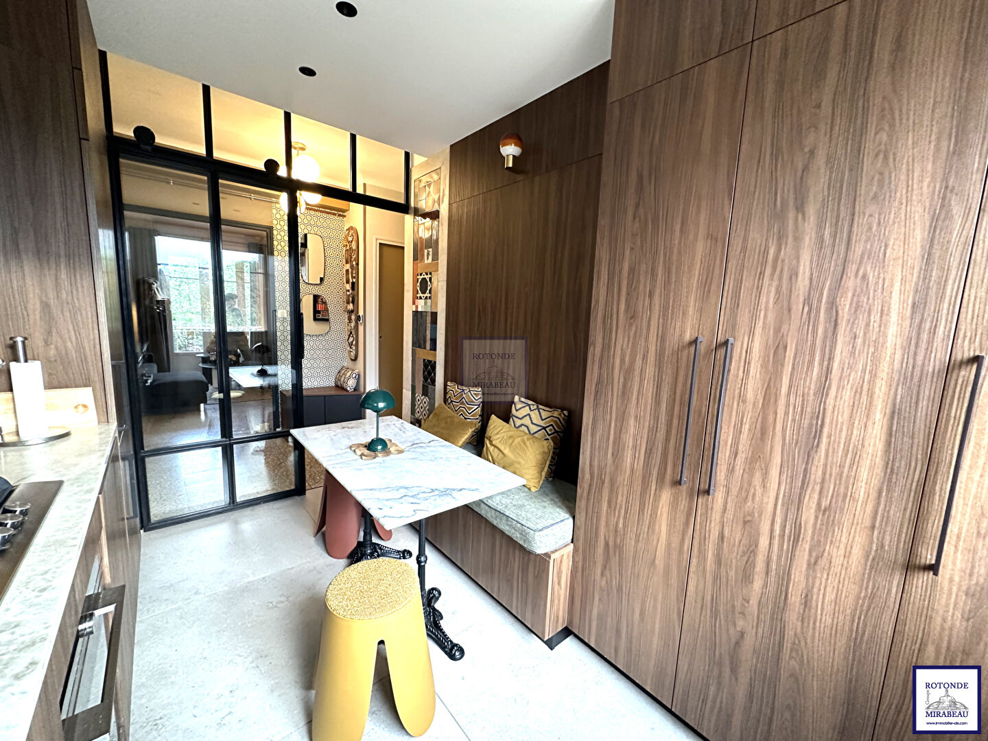 Vente Appartement AIX EN PROVENCE séjour de 23 m²