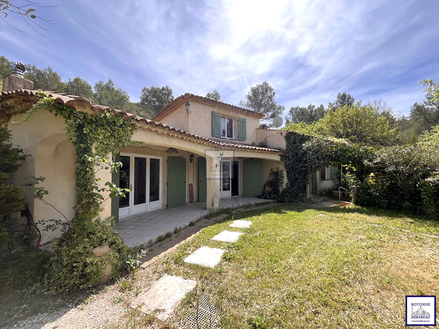 Vente Maison ROGNES surface habitable de 124 m²