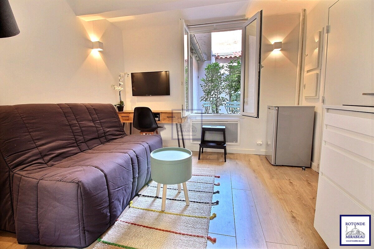Vente Appartement AIX EN PROVENCE séjour de 9.6 m²
