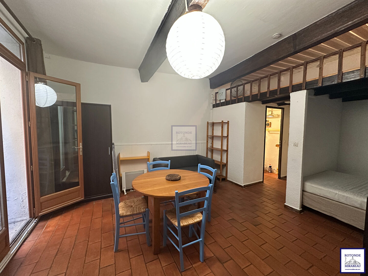 Vente Appartement AIX EN PROVENCE séjour de 17.25 m²