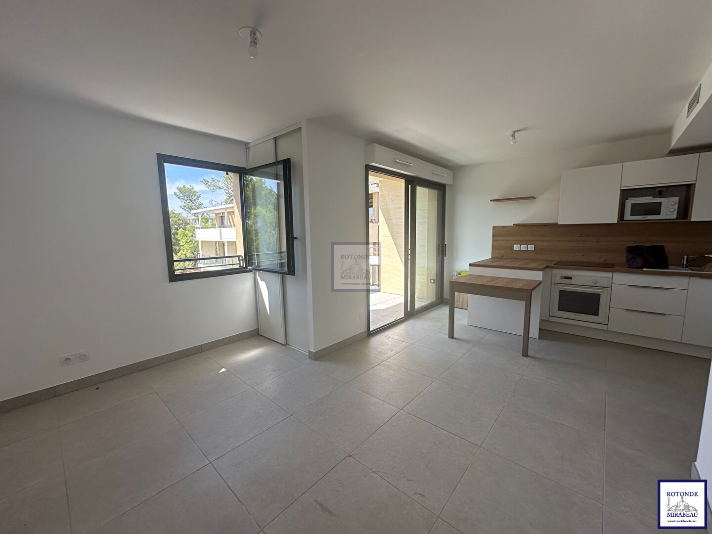 Location Appartement AIX EN PROVENCE 1 pièces