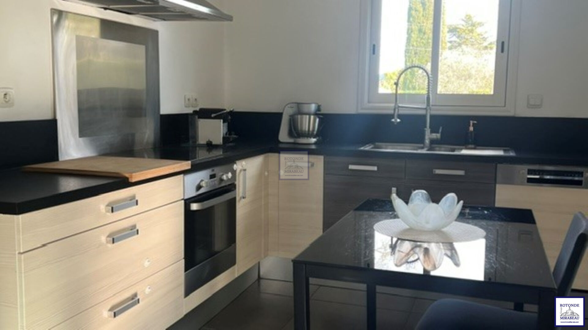 Location Maison AIX EN PROVENCE surface habitable de 137.03 m²